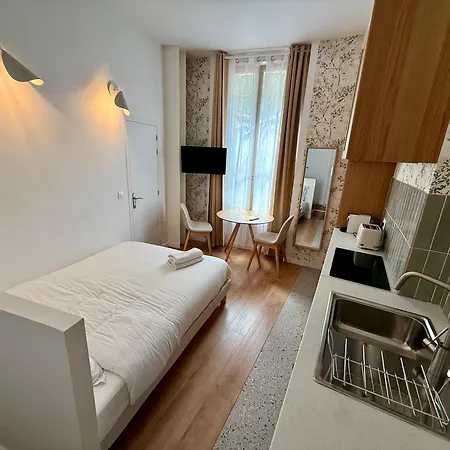 Pere Lachaise Apartments-2